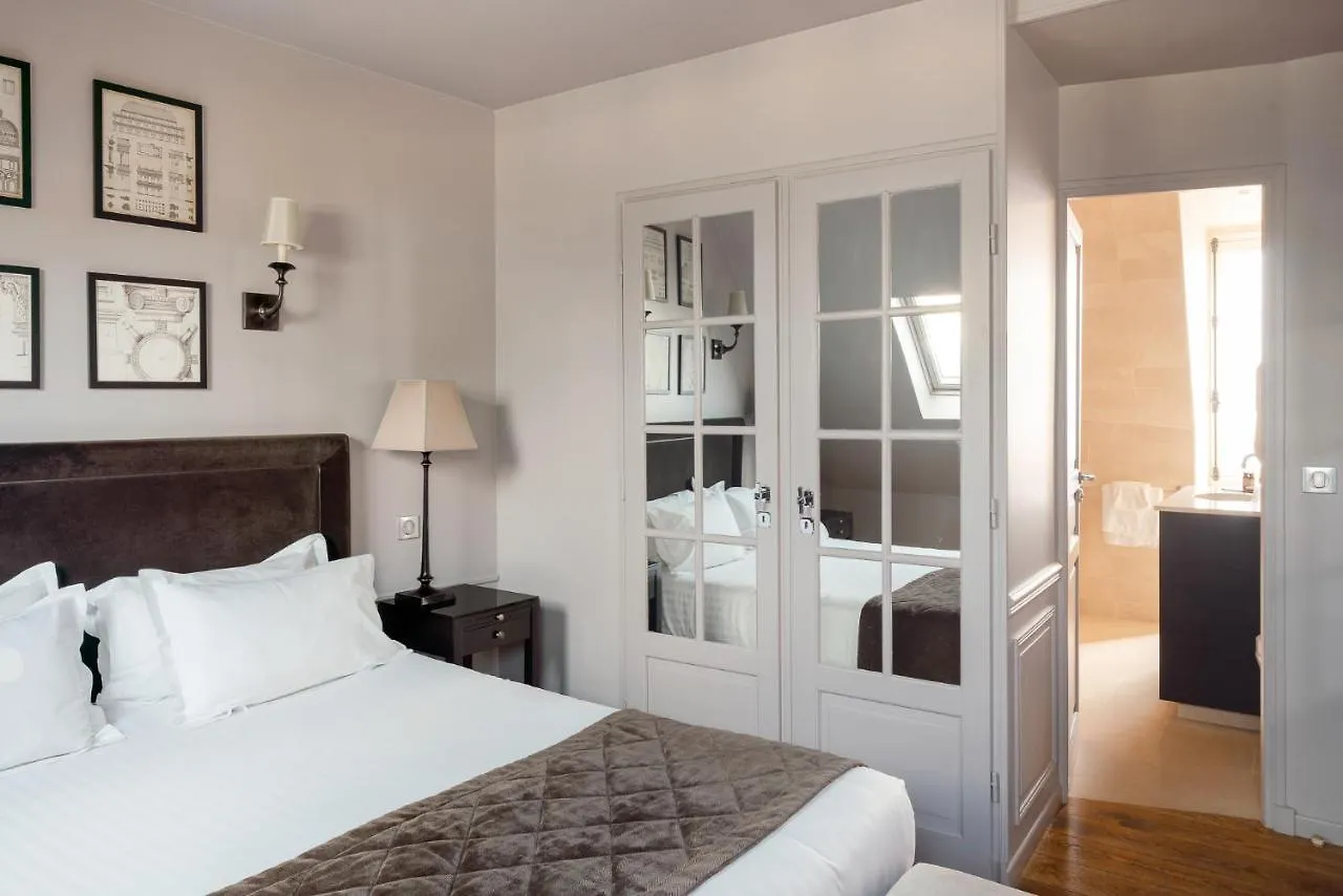 Hotel Saint-Louis Pigalle 3*, Paris France