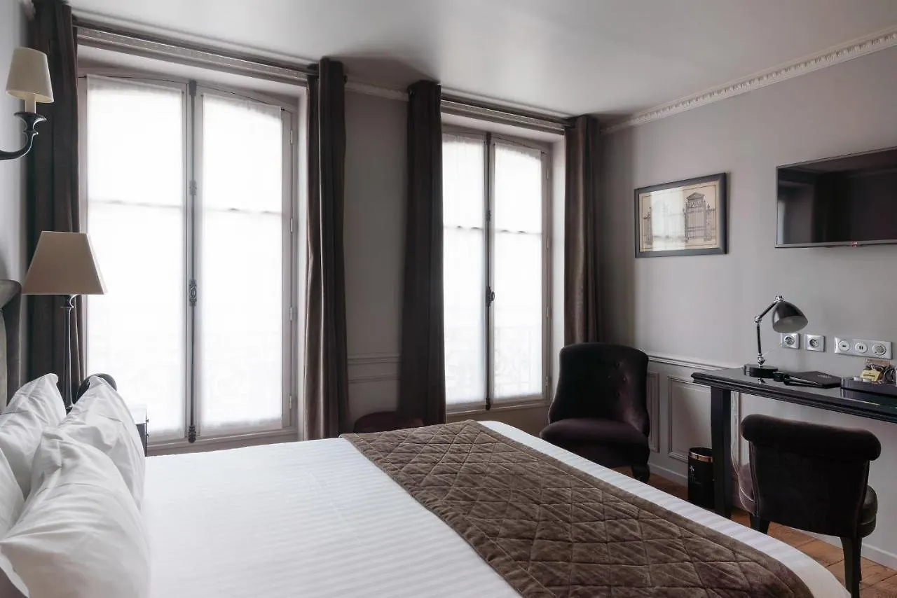 Hotel Saint-Louis Pigalle Paris
