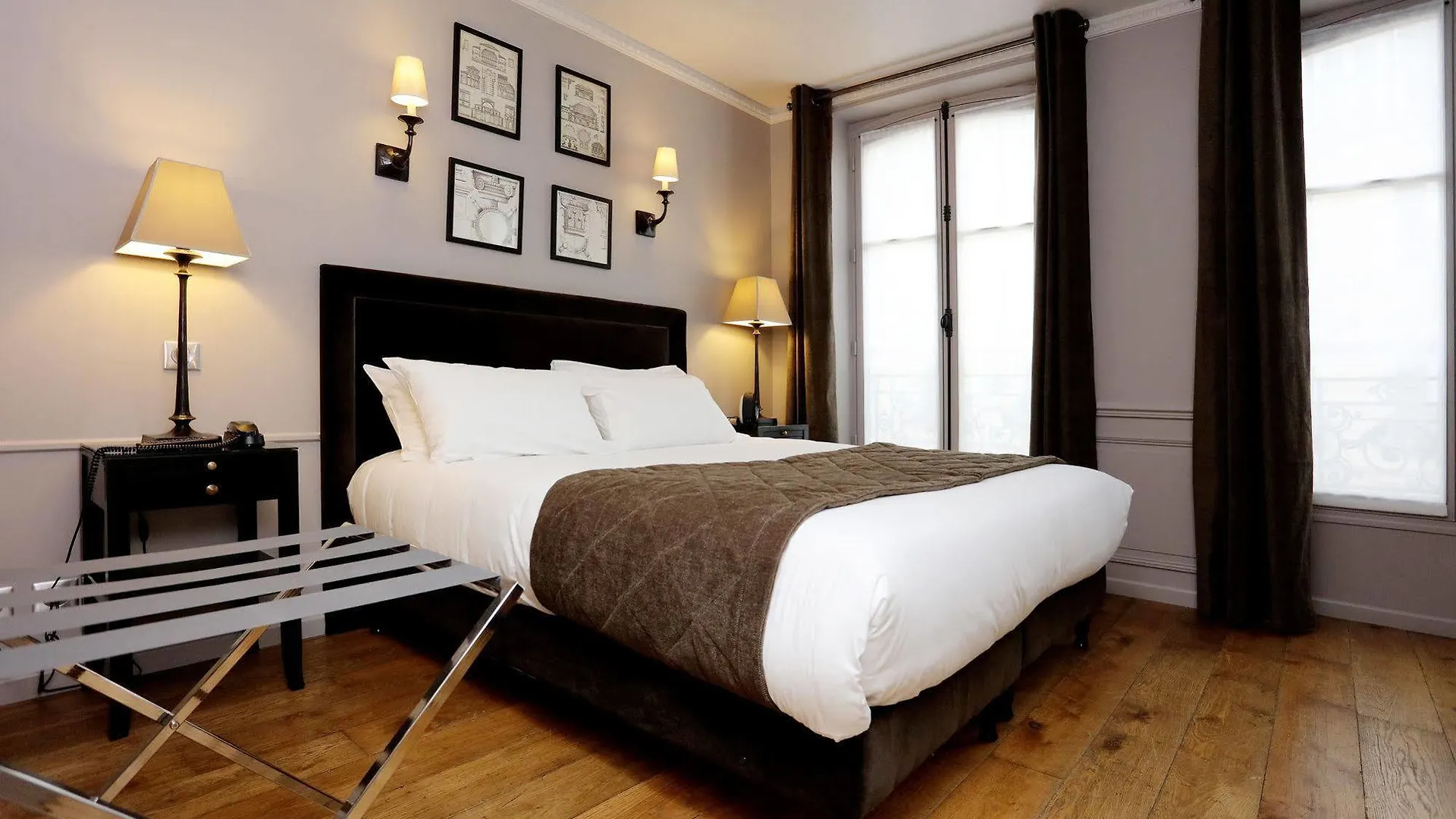 Hotel Saint-Louis Pigalle Paris