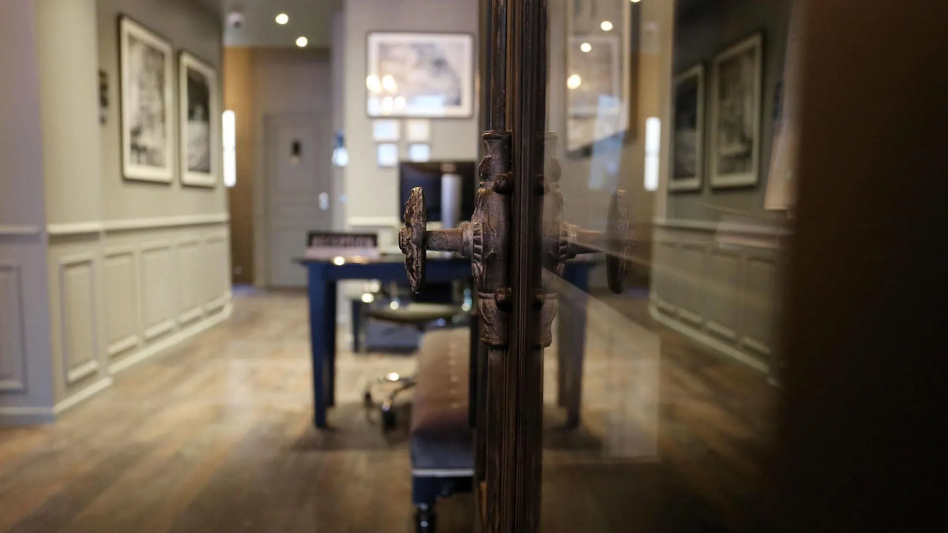 Hotel Saint-Louis Pigalle Paris